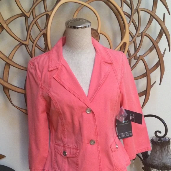 HOST PICK❤️NWT Adorable French Connection Button downJacket Sz M - Picture 3 of 6
